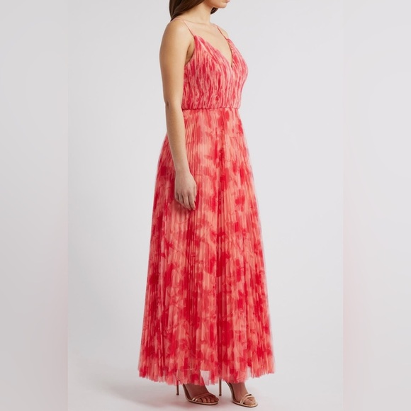 NEW Hutch Print Pleated Sleeveless Maxi Dress Sz 6 Red - Picture 3 of 14